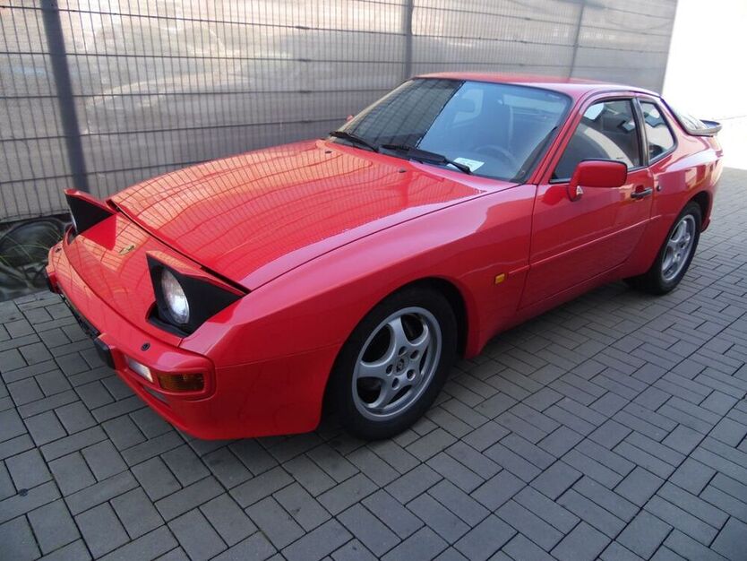 944