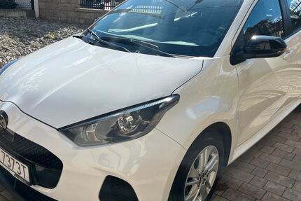 Mazda 2 Hybrid 14.000 km 20.300 &euro; Kraków 30-69