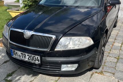 Skoda Octavia 208.000 km 1.700 &euro; Neumarkt 92318