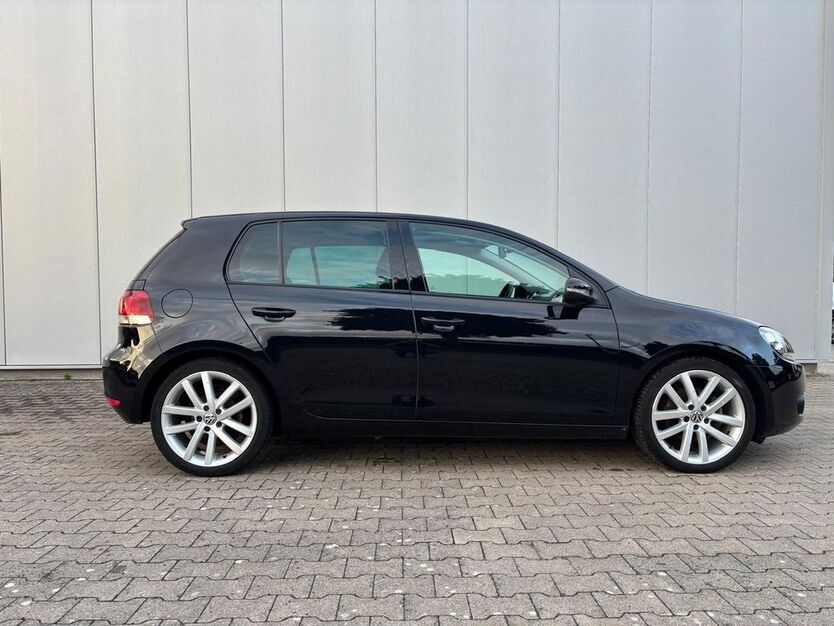 VW Golf 152.600 km 9.000 € Extertal 32699