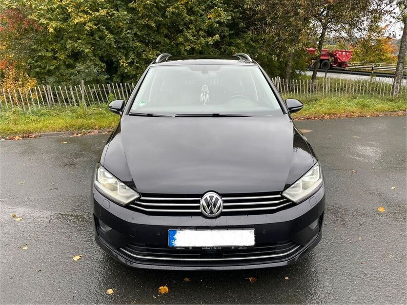 VW Golf Sportsvan 149.536 km 14.400 € Winterberg 59955