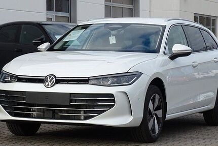 VW Passat Variant 2.200 km 44.890 &euro; Meißen 01662
