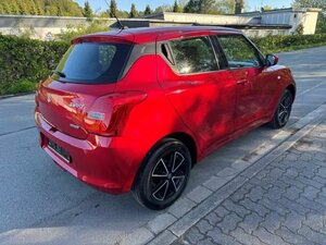 Suzuki Swift Club 64.725 km 11.790 &euro; Olsberg 59939