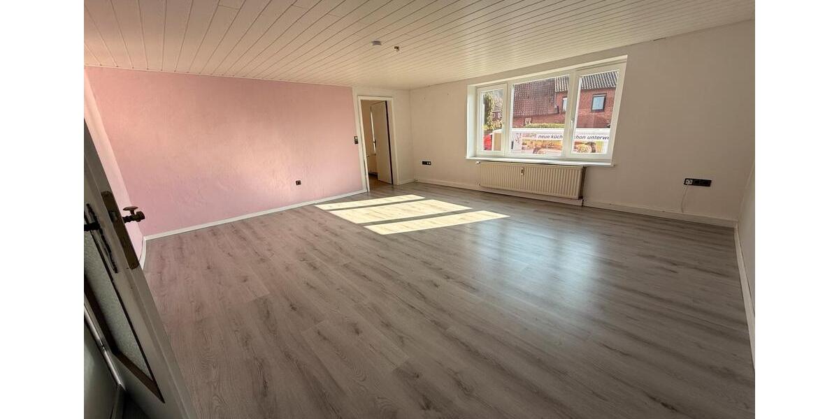 Dachgeschoßwohnung Stadthagen - 4 Zimmer, 110 m&sup2;, 600&euro; | Angebot:25450557