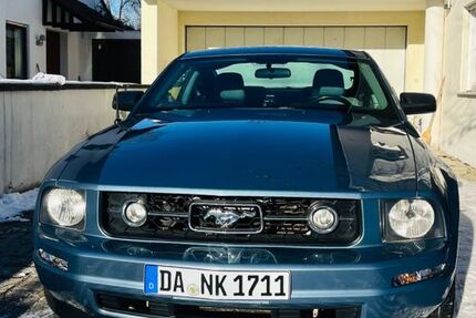 Ford Mustang 128.000 km 14.820 &euro; München 81671