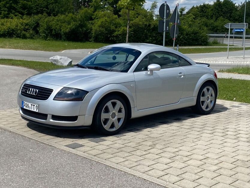 TT