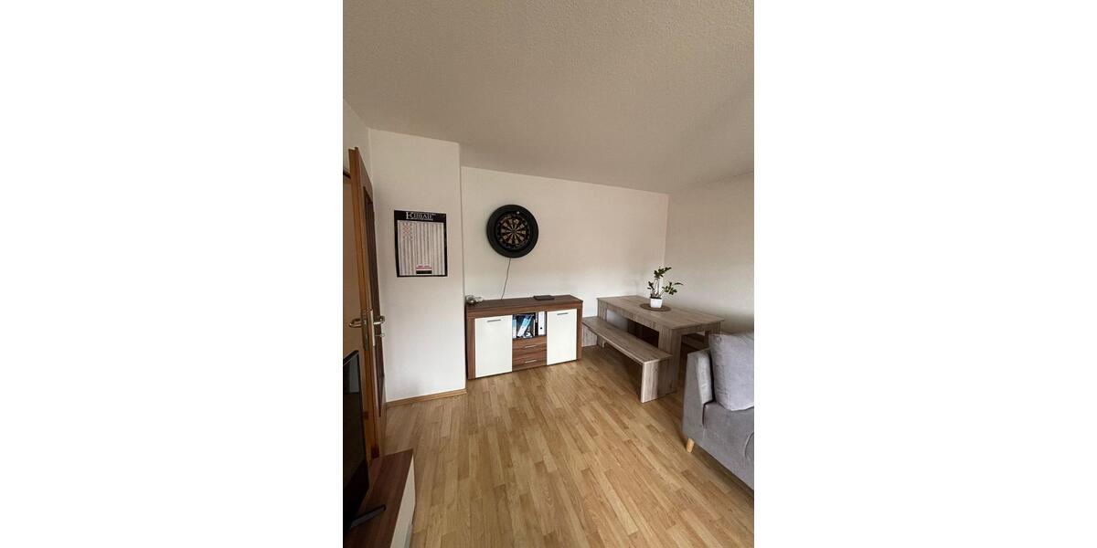 Helle 2 Zimmer Wohnung - zentral gelegen - teilmöbliert 2 zimmer