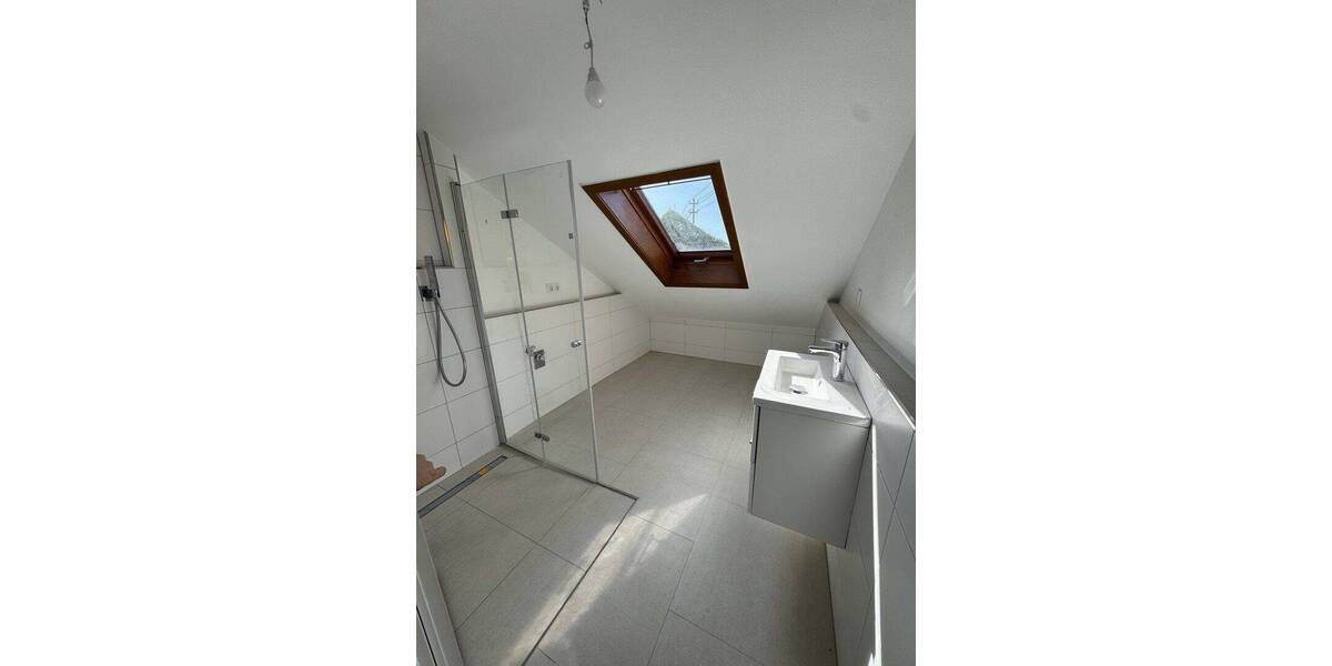 Etagenwohnung Backnang - 3 Zimmer, 74 m&sup2;, 1.100&euro; | Angebot:26914859