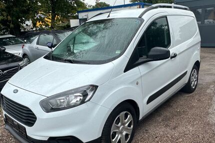 Ford Transit Courier 90.000 km 7.999 &euro; Berlin 13127