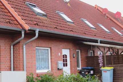 Haus zum Mieten in Laage - Camp Wiese 850 € 100 m² 4 zimmer
