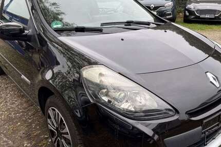 Renault Clio 126.000 km 3.890 &euro; Blankenfelde-Mahlow 15831