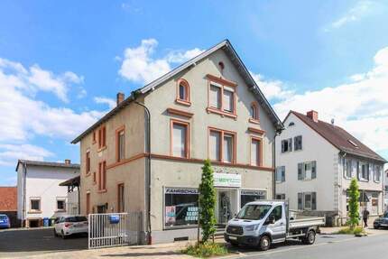 Attraktive Gelegenheit: MFH mit 4 WE und einer GE sowie Wertsteigerungspotenzial in Innenstadtlage 1 zimmer