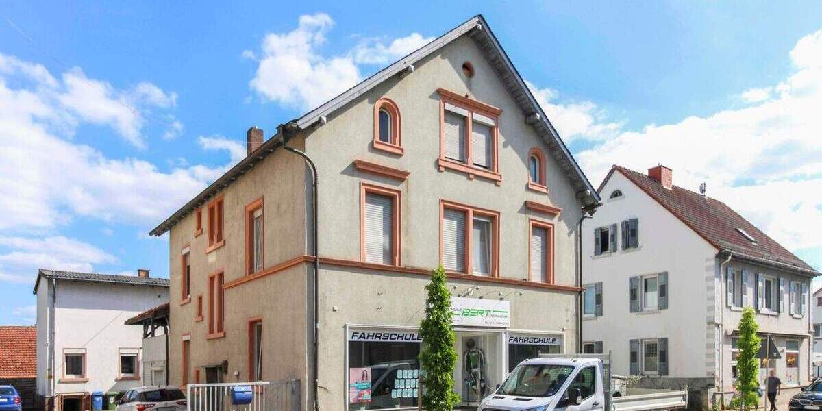 Attraktive Gelegenheit: MFH mit 4 WE und einer GE sowie Wertsteigerungspotenzial in Innenstadtlage 1 zimmer