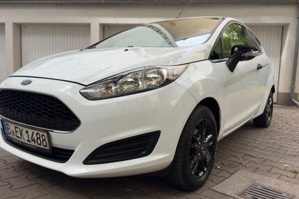 Ford Fiesta 87.000 km 5.500 &euro; Berlin 10627