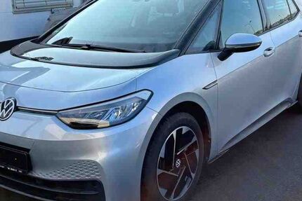 VW ID.3 33.842 km 22.470 &euro; Neutraubling 93073