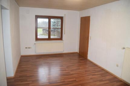 Wohnung Hofbieber - 2 Zimmer, 32 m&sup2;, 240&euro; | Angebot:25045921