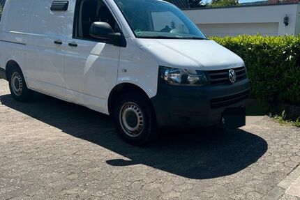 VW T5 Transporter 328.340 km 7.800 &euro; Wennigsen 30974