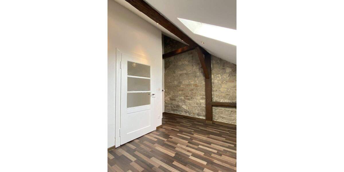 Vielseitig nutzbares Wohn- und Geschäftshaus 1 zimmer