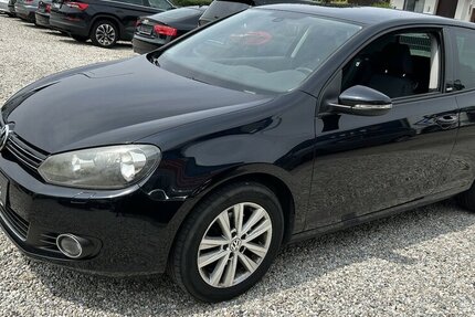 VW Golf Style 1.4i Klima SHZ Tempomat Euro5 167.200 km 2.990 € Altdorf 84032