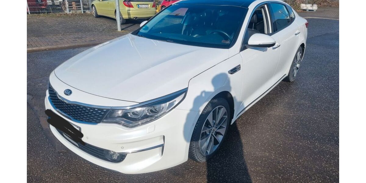 Kia Optima 124.000 km 14.900 &euro; Worms 67547
