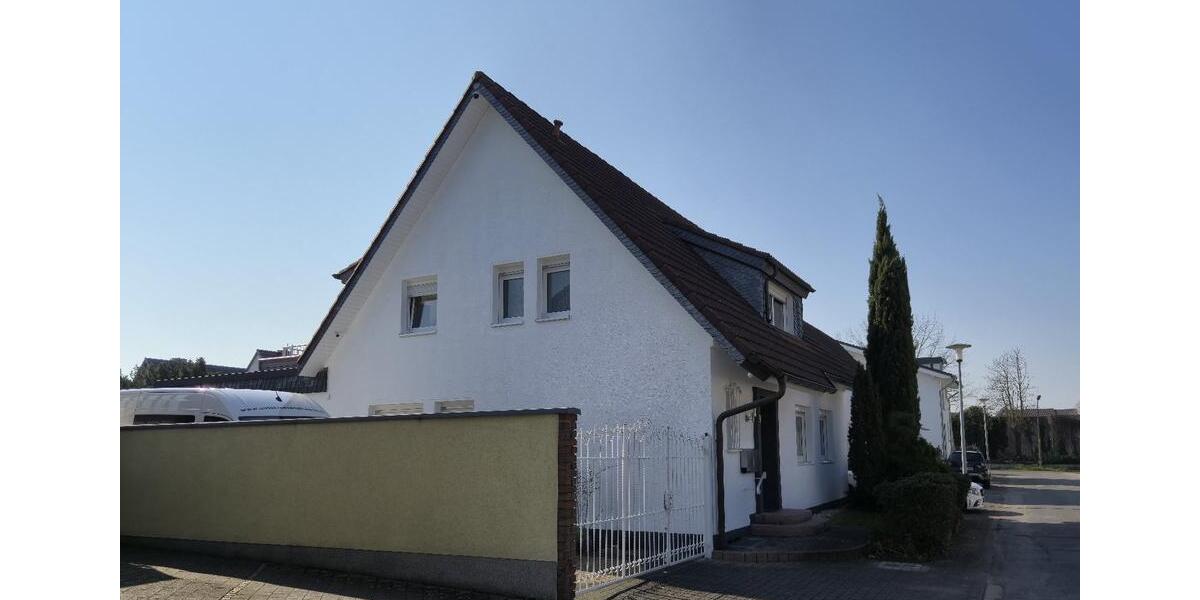 Einfamilienhaus Wesseling - 6 Zimmer, 204 m&sup2;, 825.000&euro; | Angebot:27157102