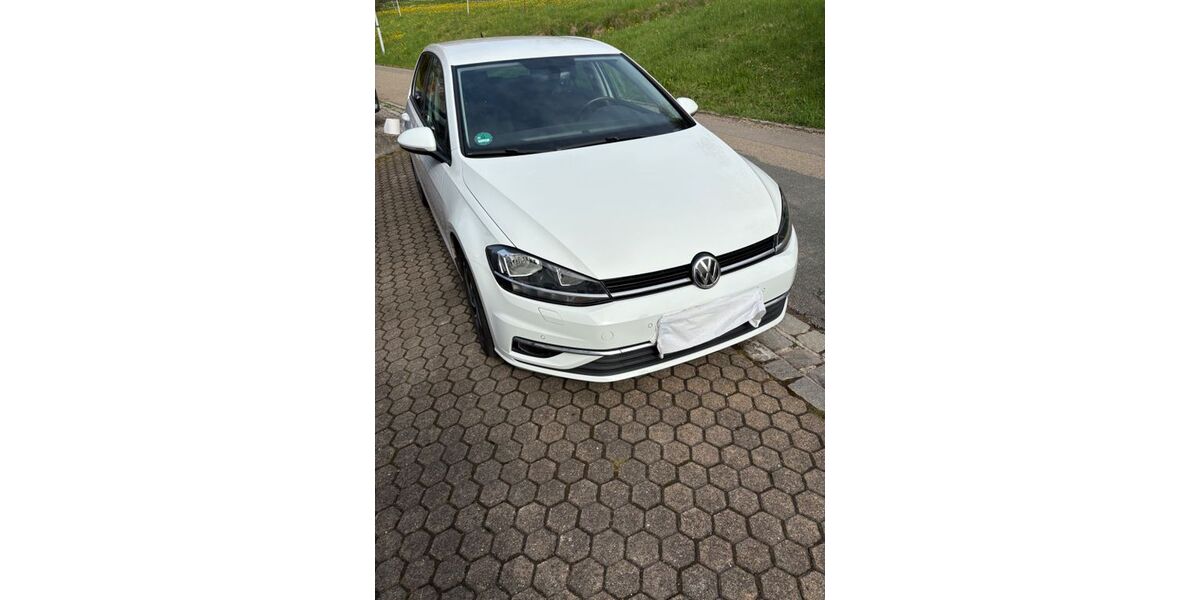 VW Golf 75.380 km 14.400 &euro; Spiegelberg 71579