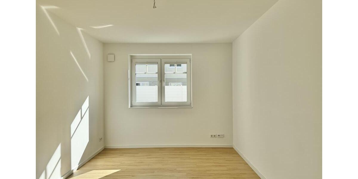 Erdgeschoßwohnung Rastede - 3.5 Zimmer, 131 m&sup2;, 1.485&euro; | Angebot:26496188