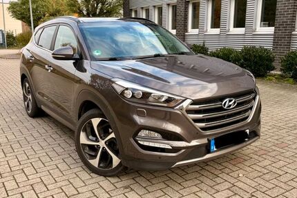 Hyundai TUCSON 67.400 km 14.900 &euro; Haren 49733
