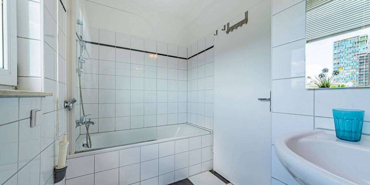 Etagenwohnung Frankfurt am Main Westend-Süd - 2 Zimmer, 45 m&sup2;, 1.920&euro; | Angebot:26289454