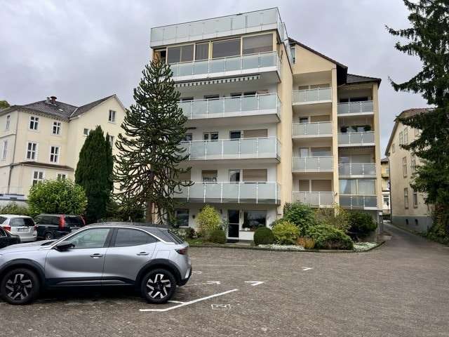 Büro in Bad Pyrmont 112.000 € 70.5 m² zimmer