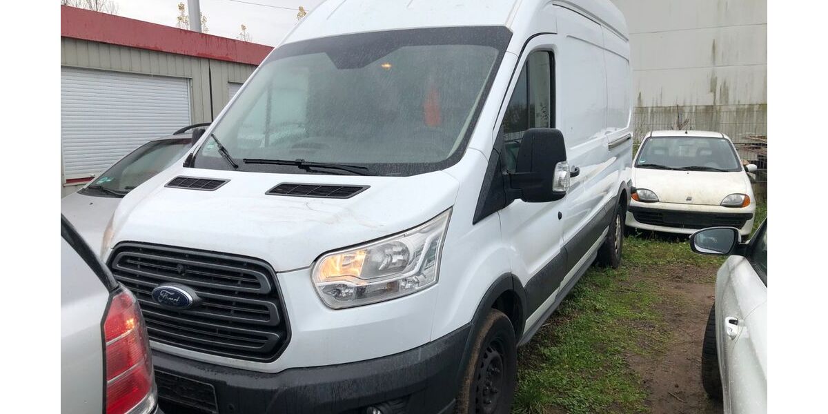 Ford Transit 404.530 km 4.399 &euro; Offenbach an der Queich 76877