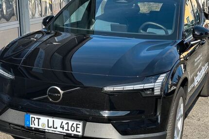 Volvo EX30 22.000 km 35.990 &euro; Reutlingen 72760