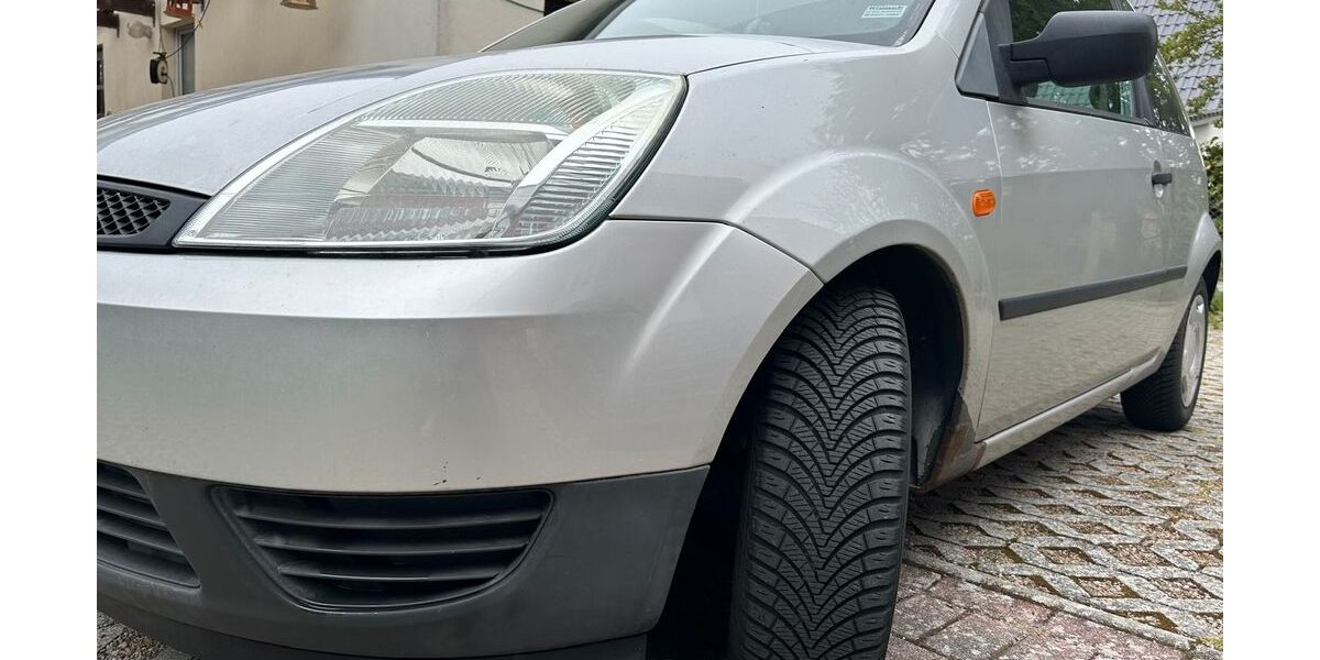 Ford Fiesta 91.111 km 1.800 &euro; Graal-Müritz 18181