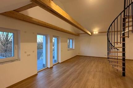 Wohnung Adelsdorf - 3 Zimmer, 94 m&sup2;, 1.400&euro; | Angebot:25098639