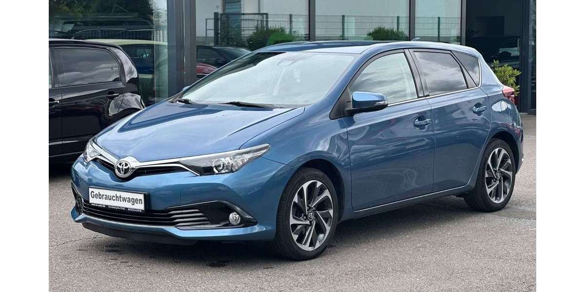 Toyota Auris 66.340 km 11.580 &euro; Annaberg-Buchholz 09456