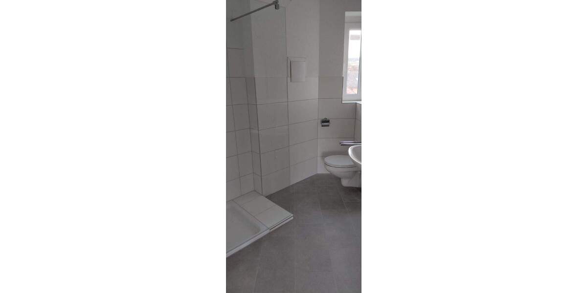 Etagenwohnung Engen Neuhausen - 2 Zimmer, 58 m&sup2;, 780&euro; | Angebot:25409909