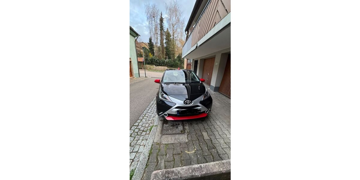 Toyota Aygo (X) 75.000 km 7.800 &euro; Ebringen 79285