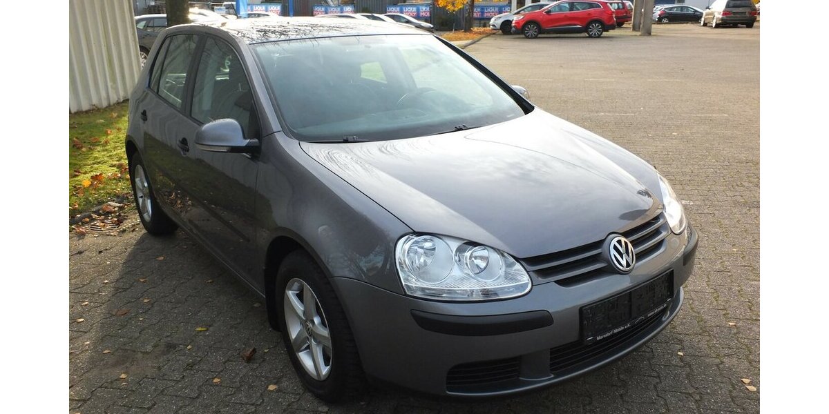 VW Golf TRENDLINE KLIMAAUTOMATIK 5-TÜRIG 132.115 km 4.904 &euro; Köln 50858