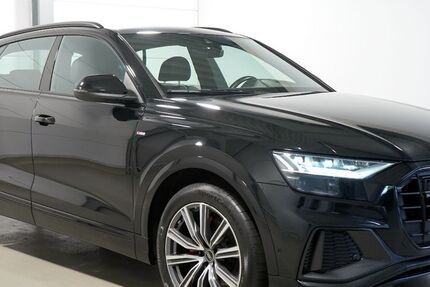Audi Q8 230.733 km 43.900 &euro; Hürth bei Köln 50354