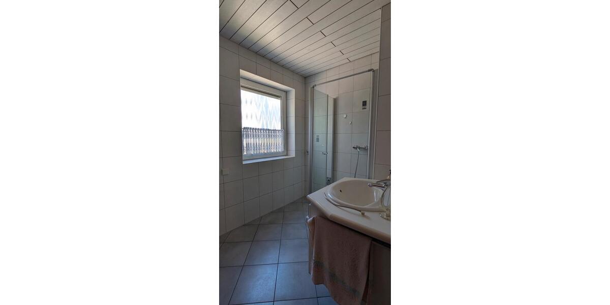 Hochparterre Würzburg Lindleinsmühle - 5 Zimmer, 104 m&sup2;, 379.000&euro; | Angebot:27291343