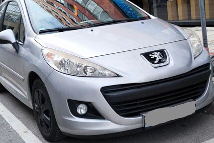 Peugeot 207 240.000 km 3.600 &euro; München 81539
