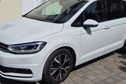 VW Touran 26.800 km 33.900 &euro; Mühlhausen 86444