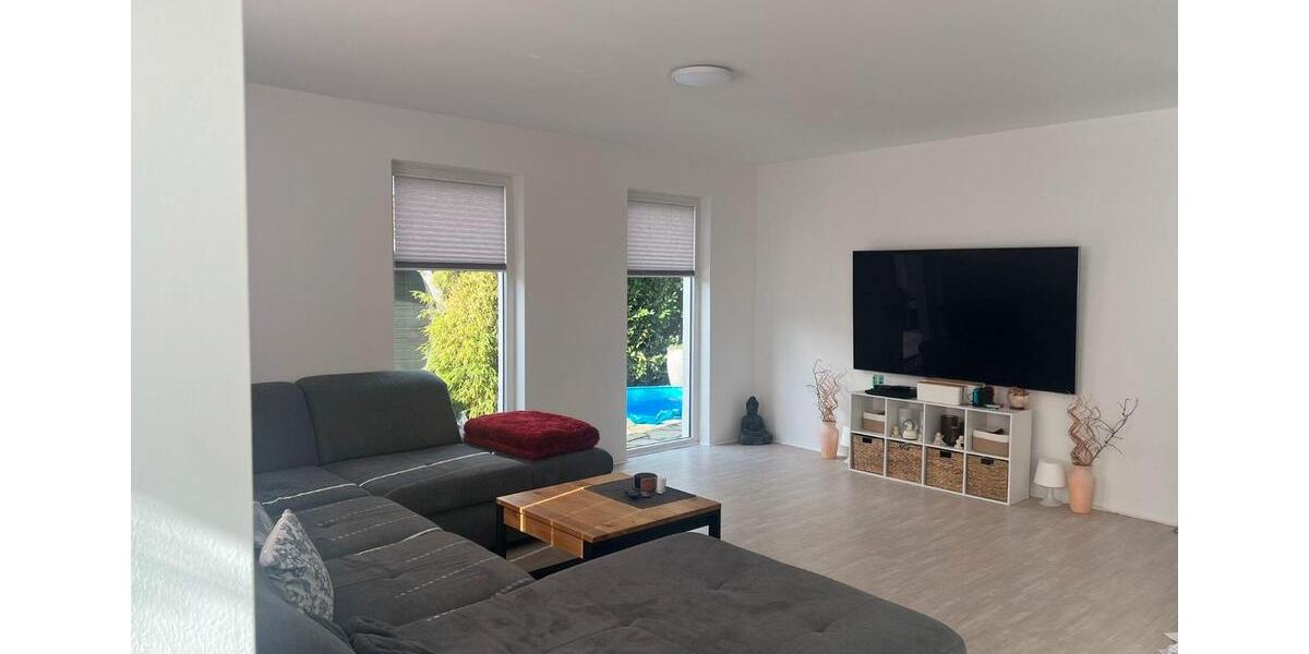 Einfamilienhaus Nienburg (Weser) - 7 Zimmer, 210 m&sup2;, 649.000&euro; | Angebot:26676911