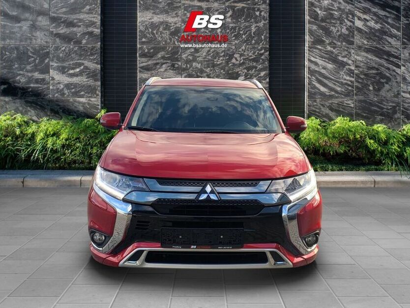 Plug-in Hybrid Outlander