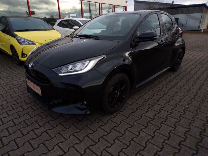 Toyota Yaris 8.684 km 22.990 € Suhl 98529