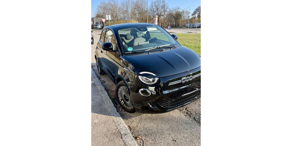 Fiat 500 9.500 km 18.300 &euro; München 81825
