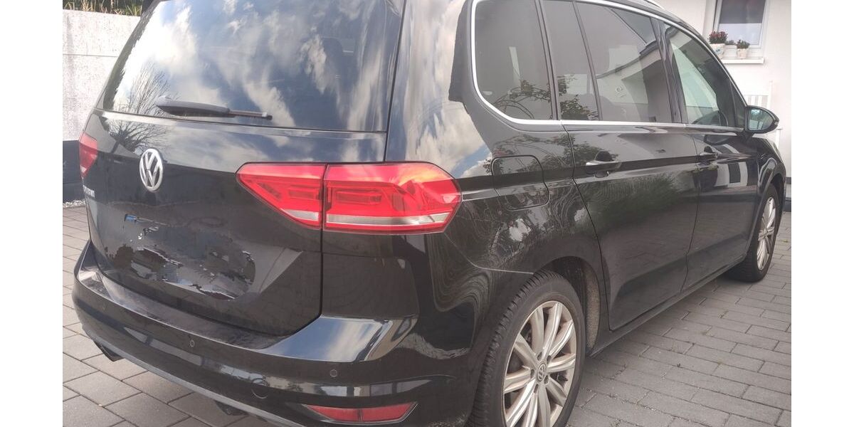 VW Touran 74.000 km 20.300 &euro; Baden-Baden 76532