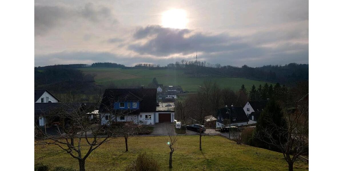 Mehrfamilienhaus, Wohnhaus Reichshof - 6 Zimmer, 200 m&sup2;, 325.000&euro; | Angebot:26305524