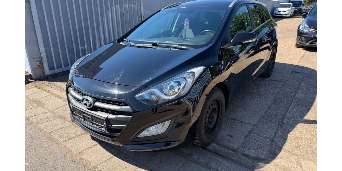 Hyundai i30 239.000 km 3.990 &euro; Saarlouis 66740