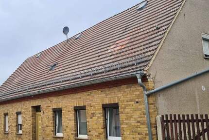 Haus Teuchern Plotha - 6 Zimmer, 250 m&sup2;, 159.900&euro; | Angebot:25670787